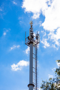 數字4G系統手機信號塔頂部空間 通信設備的奧秘